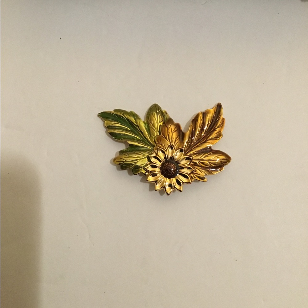Sunflower brooch yellow green and orange metal New